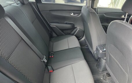 KIA Rio IV, 2017 год, 1 399 000 рублей, 9 фотография