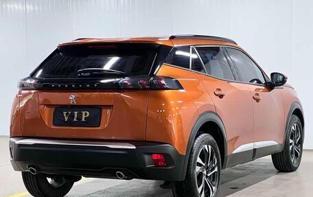 Peugeot 2008 II, 2022 год, 1 190 000 рублей, 10 фотография