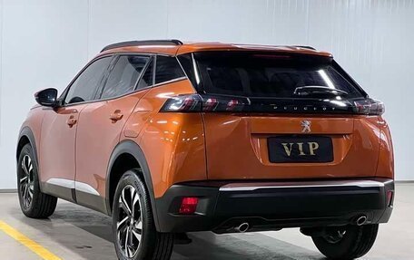 Peugeot 2008 II, 2022 год, 1 190 000 рублей, 12 фотография
