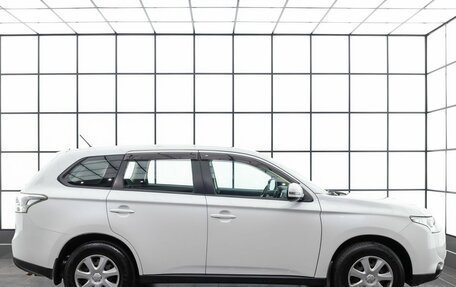 Mitsubishi Outlander III рестайлинг 3, 2013 год, 1 460 000 рублей, 5 фотография