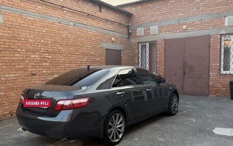 Toyota Camry, 2006 год, 990 000 рублей, 4 фотография