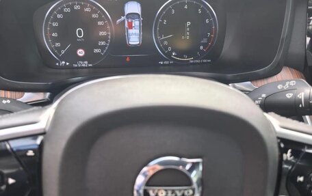 Volvo V60 Cross Country II, 2021 год, 3 549 000 рублей, 5 фотография