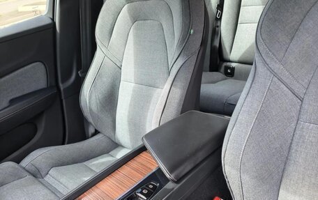 Volvo V60 Cross Country II, 2021 год, 3 549 000 рублей, 7 фотография