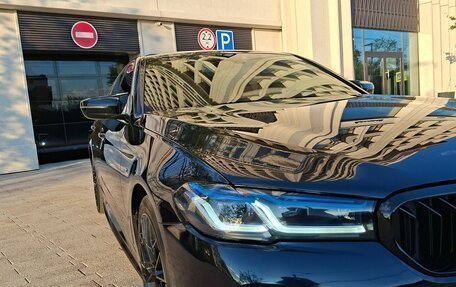 BMW 5 серия, 2017 год, 3 050 000 рублей, 8 фотография