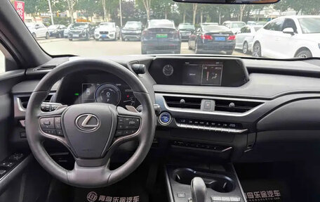 Lexus UX I, 2023 год, 2 524 000 рублей, 8 фотография