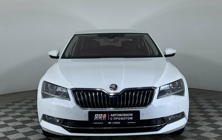 Skoda Superb III рестайлинг, 2017 год, 2 350 000 рублей, 2 фотография