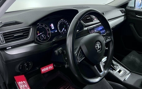 Skoda Superb III рестайлинг, 2017 год, 2 350 000 рублей, 10 фотография
