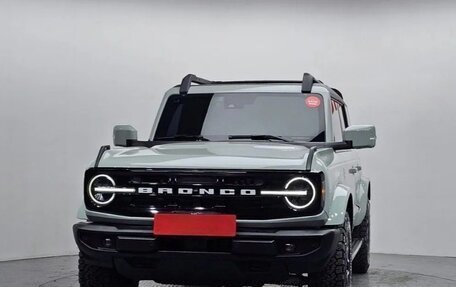 Ford Bronco, 2023 год, 7 332 000 рублей, 3 фотография