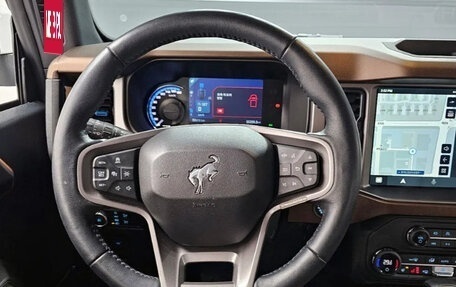 Ford Bronco, 2023 год, 7 332 000 рублей, 8 фотография