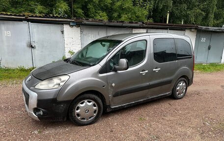 Peugeot Partner II рестайлинг 2, 2011 год, 550 000 рублей, 8 фотография