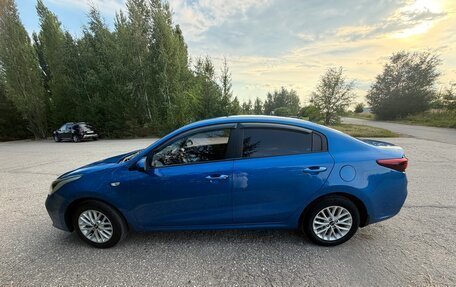 KIA Rio IV, 2018 год, 1 350 000 рублей, 10 фотография