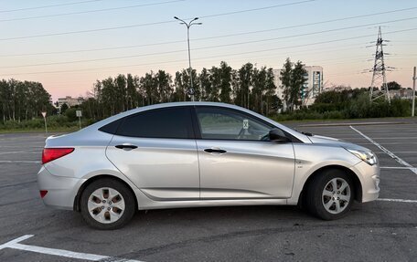 Hyundai Solaris II рестайлинг, 2014 год, 900 000 рублей, 4 фотография