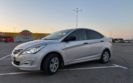 Hyundai Solaris II рестайлинг, 2014 год, 900 000 рублей, 8 фотография