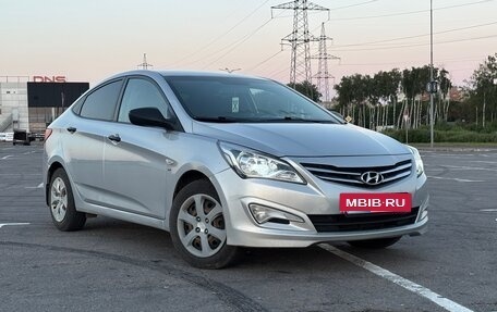 Hyundai Solaris II рестайлинг, 2014 год, 900 000 рублей, 2 фотография