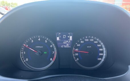 Hyundai Solaris II рестайлинг, 2014 год, 900 000 рублей, 14 фотография