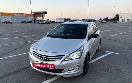 Hyundai Solaris II рестайлинг, 2014 год, 900 000 рублей, 12 фотография