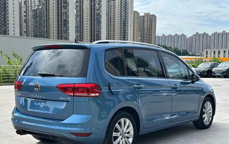 Volkswagen Touran III, 2021 год, 1 649 020 рублей, 6 фотография
