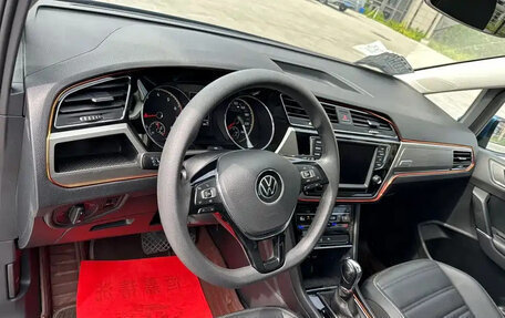Volkswagen Touran III, 2021 год, 1 649 020 рублей, 12 фотография