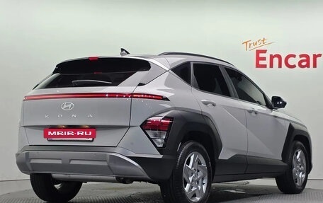 Hyundai Kona, 2024 год, 2 570 000 рублей, 2 фотография