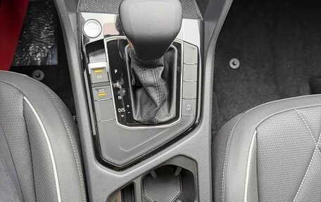 Volkswagen Tiguan II, 2022 год, 2 900 030 рублей, 24 фотография