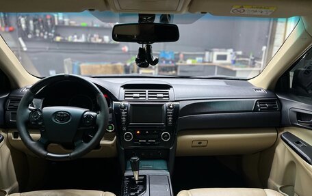 Toyota Camry, 2012 год, 1 800 000 рублей, 6 фотография