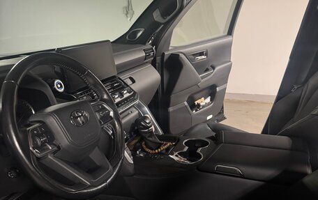 Toyota Land Cruiser, 2021 год, 10 110 000 рублей, 6 фотография