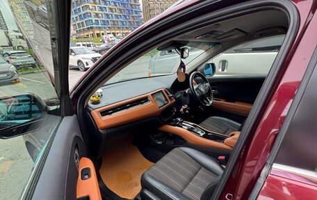 Honda Vezel, 2014 год, 1 320 000 рублей, 13 фотография