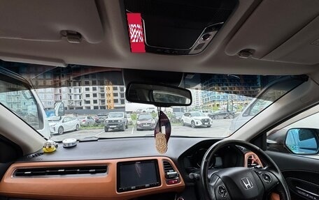 Honda Vezel, 2014 год, 1 320 000 рублей, 10 фотография