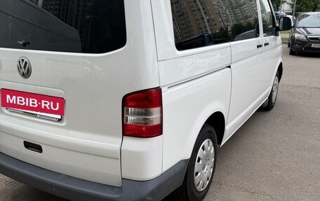 Volkswagen Caravelle T5, 2012 год, 2 477 000 рублей, 4 фотография