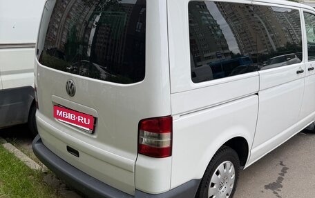 Volkswagen Caravelle T5, 2012 год, 2 477 000 рублей, 16 фотография