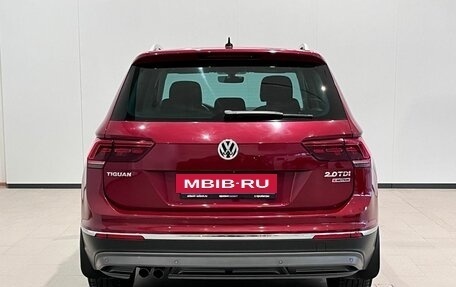Volkswagen Tiguan II, 2018 год, 2 849 000 рублей, 8 фотография