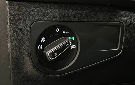 Volkswagen Tiguan II, 2018 год, 2 849 000 рублей, 13 фотография
