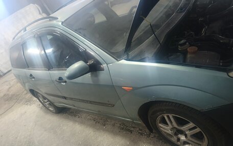 Ford Focus IV, 2001 год, 135 000 рублей, 3 фотография