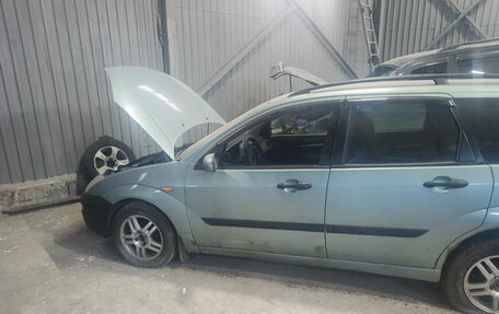 Ford Focus IV, 2001 год, 135 000 рублей, 4 фотография