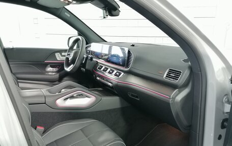 Mercedes-Benz GLS, 2026 год, 22 900 000 рублей, 32 фотография