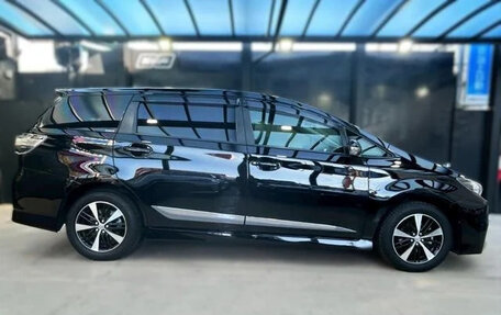 Toyota Wish II, 2017 год, 1 250 000 рублей, 4 фотография