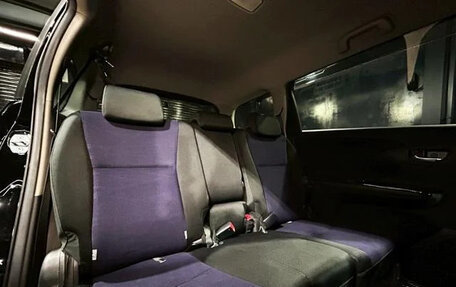 Toyota Wish II, 2017 год, 1 250 000 рублей, 27 фотография