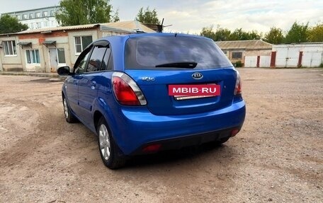 KIA Rio II, 2011 год, 700 000 рублей, 11 фотография