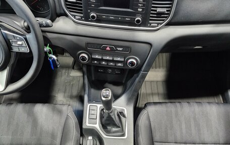 KIA Sportage IV рестайлинг, 2019 год, 1 790 000 рублей, 13 фотография