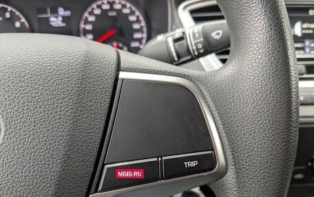 Hyundai Solaris II рестайлинг, 2022 год, 1 650 000 рублей, 5 фотография