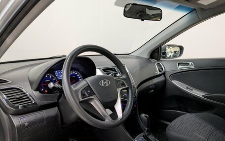 Hyundai Solaris II рестайлинг, 2015 год, 1 140 000 рублей, 2 фотография