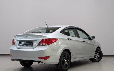 Hyundai Solaris II рестайлинг, 2015 год, 1 140 000 рублей, 15 фотография