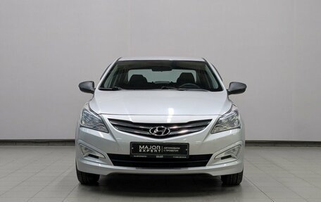 Hyundai Solaris II рестайлинг, 2015 год, 1 140 000 рублей, 10 фотография
