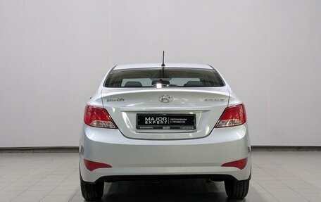 Hyundai Solaris II рестайлинг, 2015 год, 1 140 000 рублей, 26 фотография