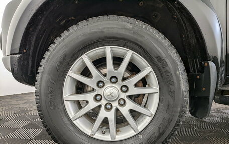 Mitsubishi Pajero Sport II рестайлинг, 2012 год, 2 500 000 рублей, 18 фотография