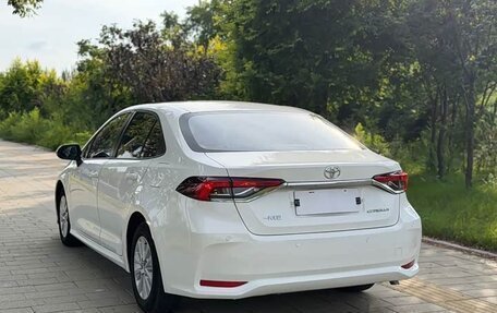 Toyota Corolla, 2023 год, 1 428 000 рублей, 5 фотография