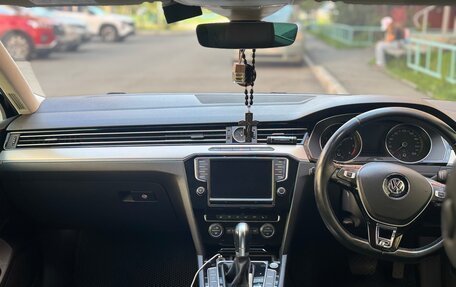Volkswagen Passat B8 рестайлинг, 2016 год, 1 600 000 рублей, 10 фотография