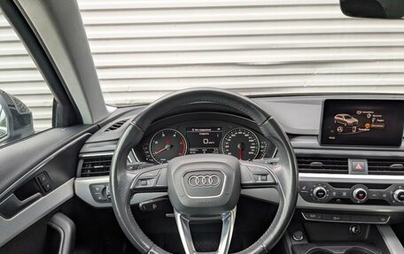 Audi A4, 2018 год, 2 950 000 рублей, 12 фотография