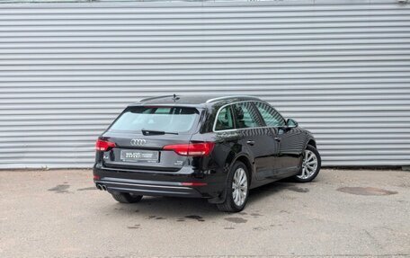 Audi A4, 2018 год, 2 950 000 рублей, 16 фотография