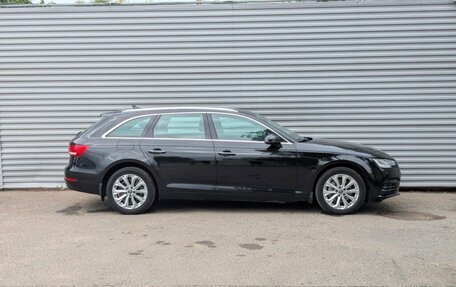 Audi A4, 2018 год, 2 950 000 рублей, 29 фотография